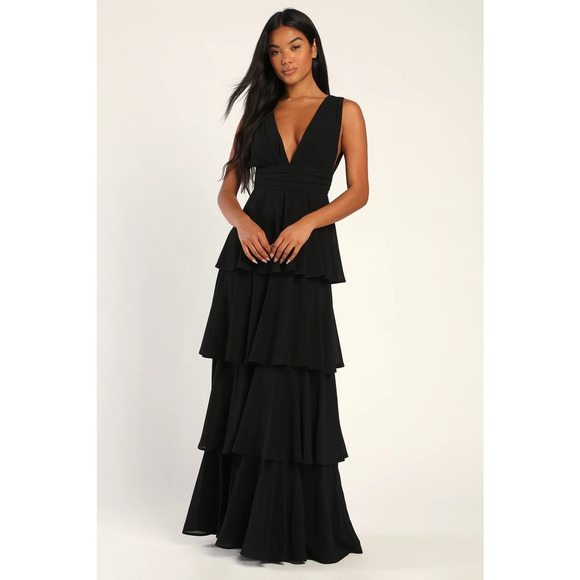 NWOT Lulus Amazing Evening Black Tiered Maxi Dress Bridesmaid Wedding Prom Sz M - Picture 1 of 6